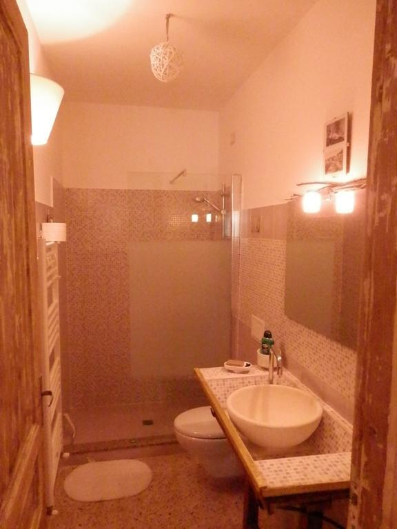 Bed and Breakfast Al Fakhar Ficarra Zimmer foto