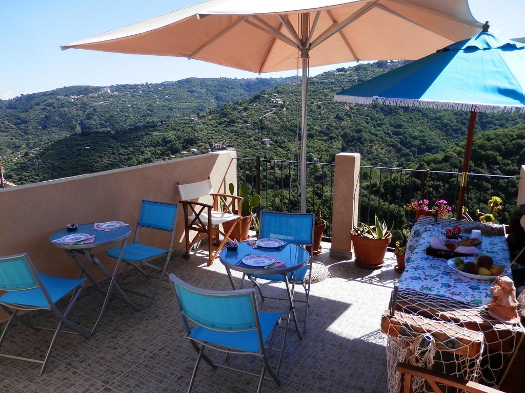 Bed and Breakfast Al Fakhar Ficarra Exterior foto